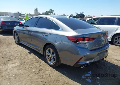 2018 Hyundai Sonata Sport+ z USA, uszkodzony, nr VIN 5NPE34AF5JH706831